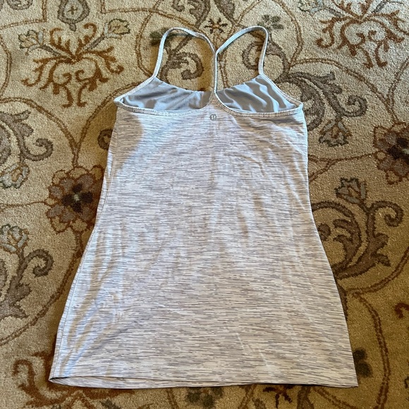 Lululemon Tank Top Size 8 Grey - Picture 2 of 2